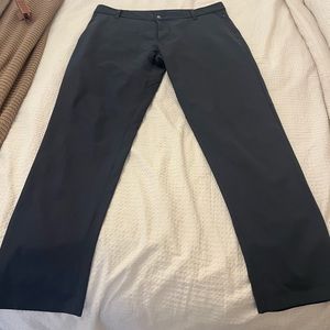 Lululemon ABC Trousers Classic Fit